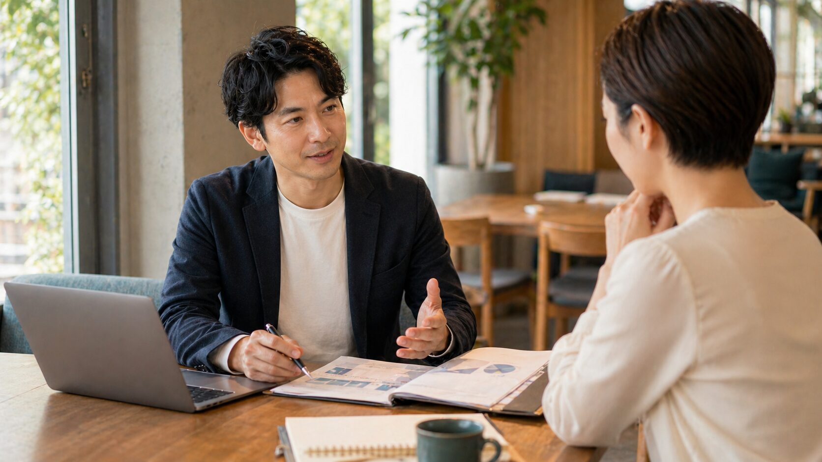 実績ゼロでも丁寧に提案を伝える個別相談のイメージ
